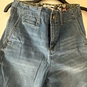 Westbound Women's Blue Ankle Jeans